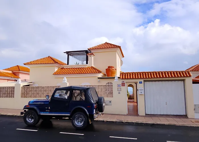El Bucanero Villa *